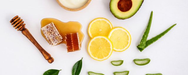 5 Bahan Alami Yang Wajib Dikonsumsi Untuk Mempercantik Diri